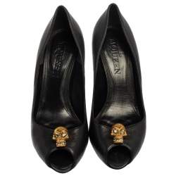 Pre Owned Alexander McQueen Black Leather Skull Peep Toe  Pumps Size 40.5