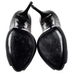 مملوكة مسبقًا حذاء كعب عالي أليكساندر ماكوين مزين جمجمة مزخرفة كريستال مقدمة مفتوحة جلد أسود مقاس 40