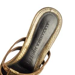 Pre Owned Alexander McQueen Metallic Gold Leather Embellished Skull Flat Thong Sandals Size 38