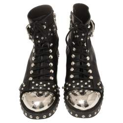 Pre Owned حذاء بوت للكاحل أليكساندر ماكوين مرصع غطاء مقدمة جلد أسود مقاس 39