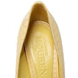 Pre Owned Alexander McQueen Light Yellow Python Leather Skull Peep Toe Pumps Size 38.5