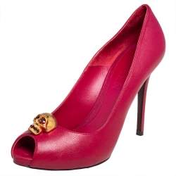 Pre Owned Alexander McQueen Red Leather Crystal Embellished Skull Detail Peep Toe Platform Pumps Size 39