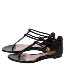 Pre Owned Alexander McQueen Black Leather Skull Embellished Thong Flat Sandals Size 38