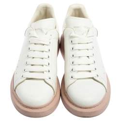 مملوكة مسبقًا Alexander McQueen White/Pink Leather Oversized Sneakers Size 40