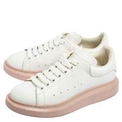 مملوكة مسبقًا Alexander McQueen White/Pink Leather Oversized Sneakers Size 40