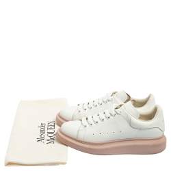 مملوكة مسبقًا Alexander McQueen White/Pink Leather Oversized Sneakers Size 40