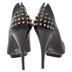 Pre Owned Alexander McQueen Black Leather Spike Pointed Toe Pumps Size 39