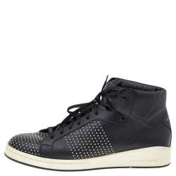 مملوكة مسبقًا حذاء رياضي أليكساندر ماكوين جلد أسود مرصع  بعنق مرتفع مقاس 41