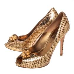 Pre Owned Alexander McQueen Metallic Gold Snakeskin Skull Detail Peep Toe Pumps Size 36