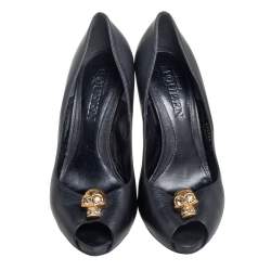 Pre Owned Alexander McQueen Black Leather Taupe Skull Peep Toe Pumps Size 40