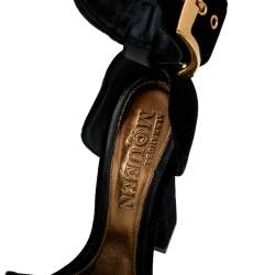 Pre Owned Alexander McQueen Black Velvet Platform Ankle Strap Sandals Size 40
