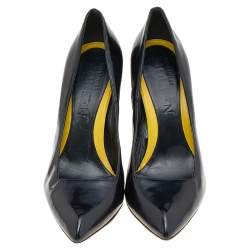 Alexander McQueen Black Patent Leather Pointed Toe Pumps Size 38