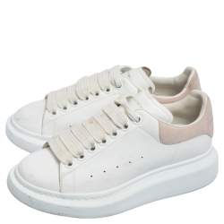 Pre Owned حذاء رياضي أليكساندر ماكوين جلد أبيض كبير الحجم منخفض من أعلى مقاس 36.5