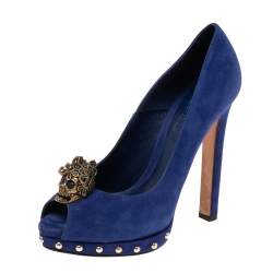 Pre Owned Alexander McQueen Blue Suede Crystal Embellished Skull Peep Toe Platform Pumps Size 38.5
