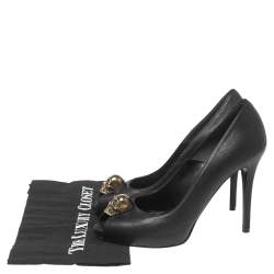 Pre Owned Alexander McQueen Black Leather Crystal Embellished Skull Peep-Toe Pumps Size 38