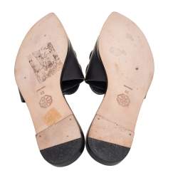 Pre Owned Alexander McQueen Black Leather Studded Flower Applique Flat Slides Size 39