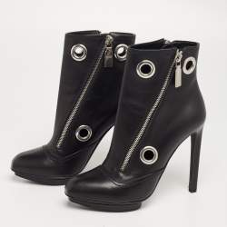 Alexander McQueen Black Leather Eyelet Detail Ankle Booties Size 37