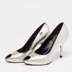 Alexander McQueen Silver Lizard Embossed Leather Peep-Toe Pumps Size 37.5