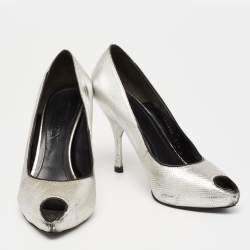 Alexander McQueen Silver Lizard Embossed Leather Peep-Toe Pumps Size 37.5