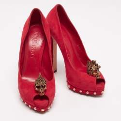 Pre Owned Alexander McQueen Red Suede Skull Embellished Peep Toe Pumps Size 36.5