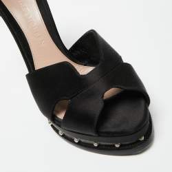 Pre Owned Alexander McQueen Black Satin Studded Platform Ankle-Strap Sandals Size 39