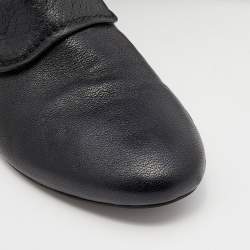 Pre Owned Alexander McQueen Black Leather Skull Charm Knee Length Boots Size 38.5