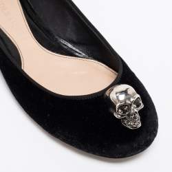 Pre Owned Alexander McQueen Black Velvet Skull Ballet Flats Size 38