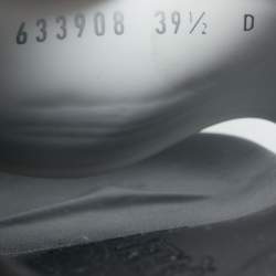 Pre Owned Alexander McQueen White/Black Rubber Logo Embossed Slide Sandals Size 39.5