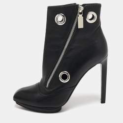 Pre Owned Alexander McQueen Black Leather Eyelet Detail Ankle Boots Size 40 