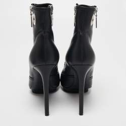 Pre Owned Alexander McQueen Black Leather Eyelet Detail Ankle Boots Size 40 