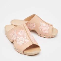 Alexander McQueen Peach Leather Embroidered Wooden Clogs Size 37.5