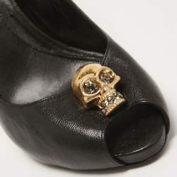 Pre Owned Alexander McQueen Black Leather Skull Peep Toe Pumps Size 38