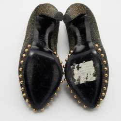 Pre Owned Alexander McQueen Black/Gold Textured Suede Embellished Skull Peep Toe Pumps Size 39.5