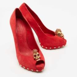 Pre Owned Alexander McQueen Red Suede Skull  Embellished Peep Toe  Pumps Size 37