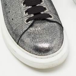 Pre Owned Alexander McQueen Metallic Grey/Black Laminated Suede and Leather Oversized Sneakers Size 40