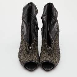 Pre Owned Alexander McQueen Grey/Black Fabric and Leather Faithful Skull Peep Toe Platform Booties Size 40