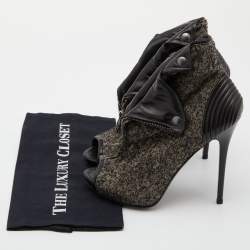 Pre Owned Alexander McQueen Grey/Black Fabric and Leather Faithful Skull Peep Toe Platform Booties Size 40