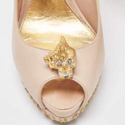 Pre Owned Alexander McQueen Beige Leather Skull Embellished Peep Toe Platform Pumps Size 39