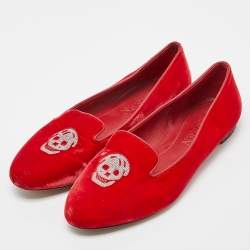 Pre Owned Alexander McQueen Red Velvet Embroidered Skull Smoking Slippers Size 38