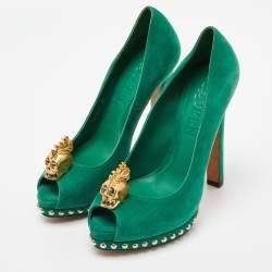 Pre Owned Alexander McQueen Green Suede Crystal Embellished Skull Studded Platform Peep Toe Pumps Size 37