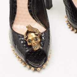 Pre Owned Alexander McQueen Black Patent Leather Skull Embellished Peep Toe Pumps Size 37