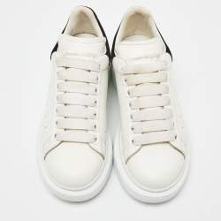 Pre Owned Alexander McQueen White/Black Leather and Suede Oversized Low Top Sneakers Size 36