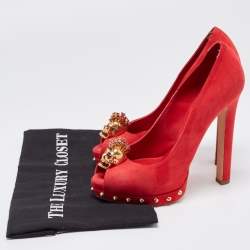Pre Owned Alexander McQueen Red Suede Embellished Skull Studded Platform Peep Toe Pumps Size 36.5