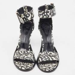 Pre Owned Alexander McQueen Black/White Leather and Lizard Embossed Lana Razor Ankle Cuff Sandals Size 39