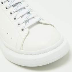 Pre Owned Alexander McQueen White/Blue Leather and Rubber Oversized Sneakers Size 40.5