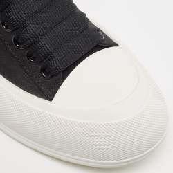 Pre Owned Alexander McQueen Black/White Canvas Deck Lace Up Plimsoll Sneakers Size 39