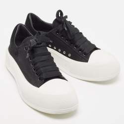 Pre Owned Alexander McQueen Black/White Canvas Deck Lace Up Plimsoll Sneakers Size 39