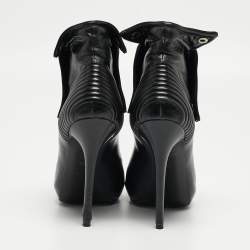 Pre Owned Alexander McQueen Black Leather Faithful Skull Peep Toe Ankle Boots Size 38.5