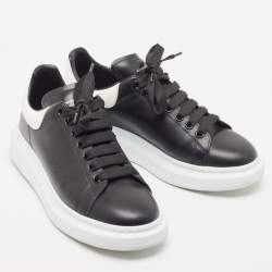 Pre Owned Alexander McQueen Black/White Leather Larry Sneakers Size 42.5