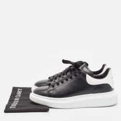 Pre Owned Alexander McQueen Black/White Leather Larry Sneakers Size 42.5